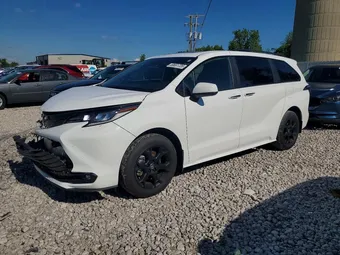 2026 Toyota Sienna 5TDCSKFC2TS229530