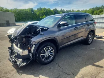 2019 Toyota Highlander 5TDJZRFH8KS915464 Lot 55010926