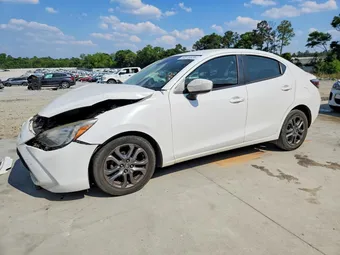 2019 Toyota Yaris 3MYDLBYV5KY510875