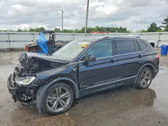 2019 Volkswagen Tiguan 3VV3B7AX7KM065313