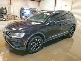 2021 Volkswagen Tiguan 3VV3B7AX7MM099402
