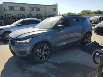 2022 Volvo XC40 YV4162UM9N2791102