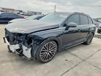 2025 Audi SQ7 WA1VWBF77SD012155