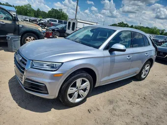 2018 Audi Q5 WA1ANAFY7J2014924