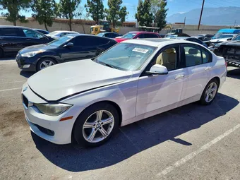 2015 BMW 3 Series WBA3C1C56FK122549