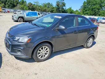 2020 Chevrolet Sonic 1G1JD5SB8L4138945