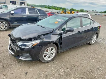 2019 Chevrolet Cruze 1G1BE5SM5K7114215 Lot 58076896