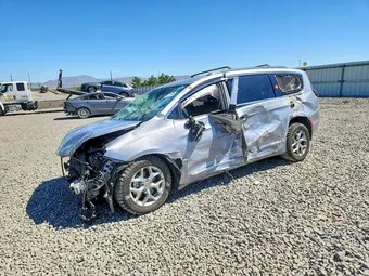 2018 Chrysler Pacifica 2C4RC1GG3JR320380 Lot 56175546