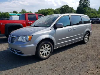 2016 Chrysler Town & Country 2C4RC1BG3GR247706