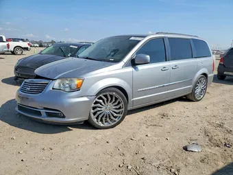 2015 Chrysler Town & Country 2C4RC1BGXFR595615