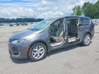 2017 Chrysler Pacifica 2C4RC1EG4HR622676