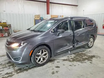 2018 Chrysler Pacifica 2C4RC1BGXJR123231 Lot 53617486