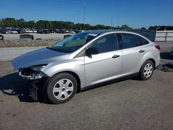 2018 Ford Focus 1FADP3E24JL202435