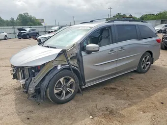 2020 Honda Odyssey 5FNRL6H80LB044095