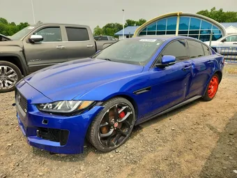 2019 Jaguar XE SAJAM4FV0KCP43828