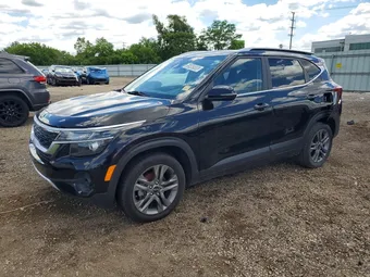 2021 Kia Seltos KNDEU2AA1M7044938