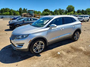 2017 Lincoln MKC 5LMCJ3D95HUL00019
