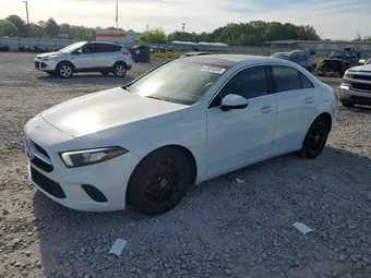2020 Mercedes-Benz A-Class WDD3G4FB4LW038525