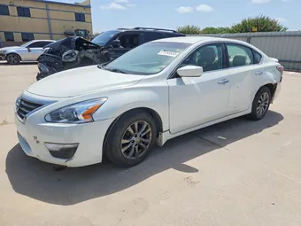 2015 Nissan Altima 1N4AL3AP4FN905447