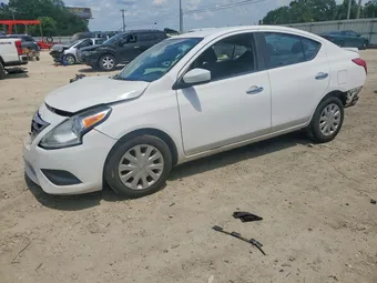 2017 Nissan Versa 3N1CN7AP5HK412988