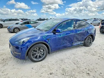 2024 Tesla Model Y 7SAYGAEEXRF115490 Lot 56356066