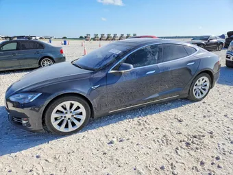 2015 Tesla Model S 5YJSA1E27FF112486