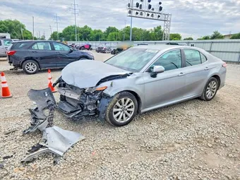 2019 Toyota Camry 4T1B11HK1KU183045 Lot 55213046