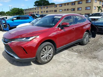 2021 Toyota Venza JTEAAAAHXMJ048886