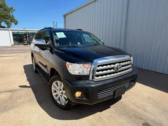 2016 Toyota Sequoia 5TDDW5G12GS127965