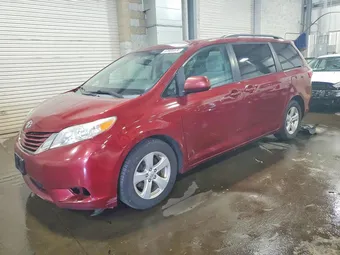2015 Toyota Sienna 5TDKK3DC0FS552354