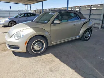 2015 Volkswagen Beetle 3VW517AT4FM823568
