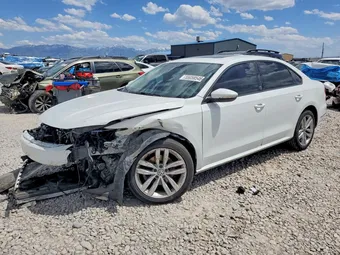 2019 Volkswagen Passat 1VWLA7A38KC004968
