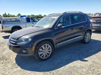 2015 Volkswagen Tiguan WVGBV7AXXFW504555