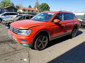 2019 Volkswagen Tiguan 3VV2B7AX2KM020825