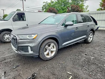 2023 Audi Q7 WA1LCBF76PD009531