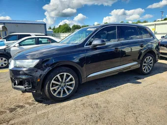 2017 Audi Q7 WA1LHAF79HD043153