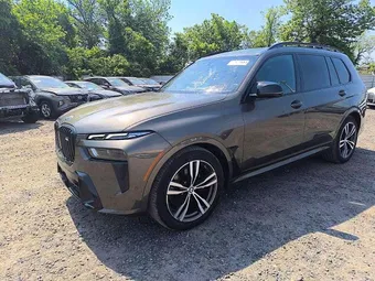 2023 BMW X7 5UX33EM04P9R91655