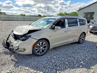 2017 Chrysler Pacifica 2C4RC1GG4HR595508