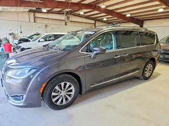 2017 Chrysler Pacifica 2C4RC1BGXHR644945
