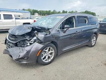 2017 Chrysler Pacifica 2C4RC1BG2HR514416