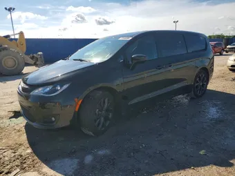 2019 Chrysler Pacifica 2C4RC1FG8KR638983