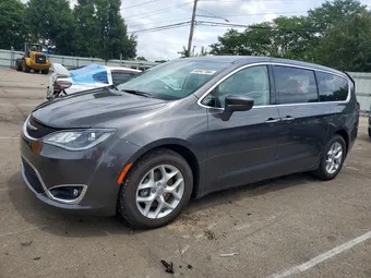 2018 Chrysler Pacifica 2C4RC1FG9JR122985 Lot 60047766
