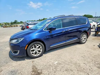 2017 Chrysler Pacifica 2C4RC1BG6HR523166