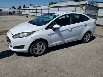 2015 Ford Fiesta 3FADP4BJ5FM211023