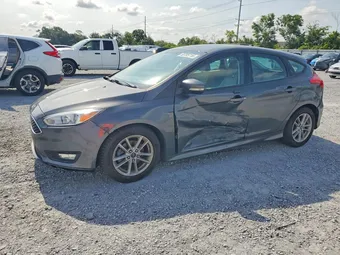 2015 Ford Focus 1FADP3K21FL360615