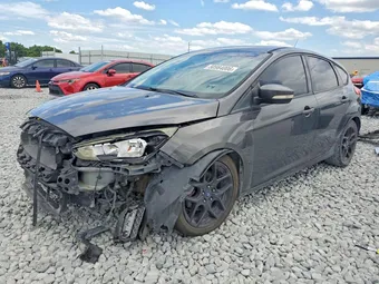 2016 Ford Focus 1FADP3K25GL318367