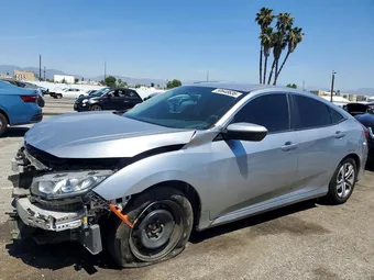 2018 Honda Civic 2HGFC2F59JH582565 Lot 50648636