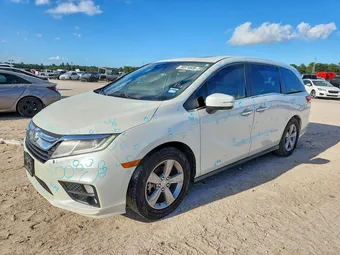 2018 Honda Odyssey 5FNRL6H79JB060445