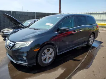 2018 Honda Odyssey 5FNRL6H52JB008637