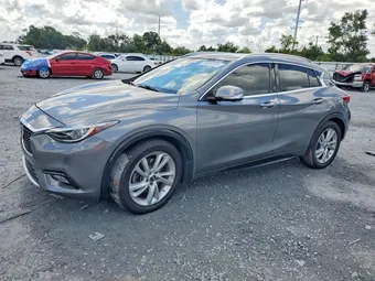 2018 Infiniti QX30 SJKCH5CP4JA005724